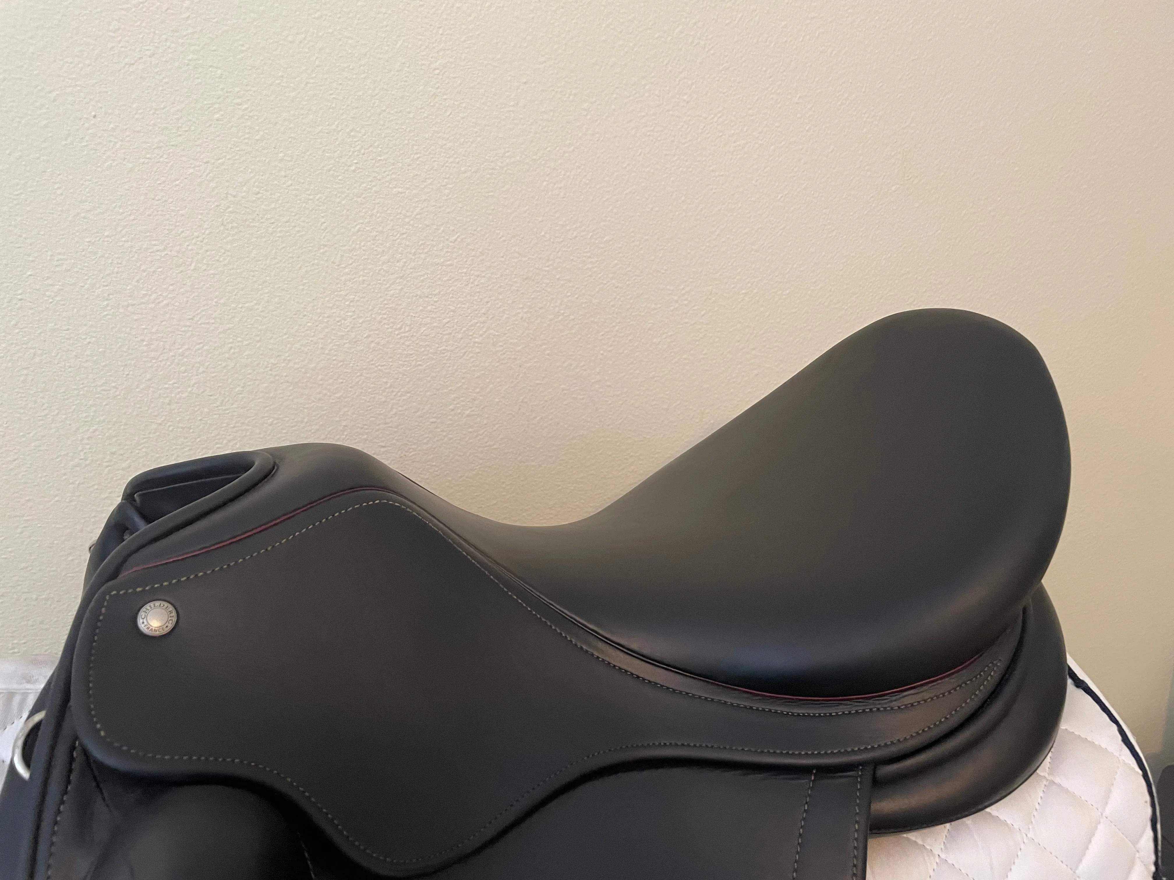 17.5 - 2019 Childeric DHE Dressage, 1 (Short) Flap, 4.75” Tree, Calf