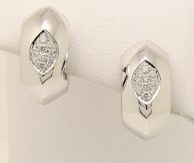 18kt White Gold Diamond Earrings