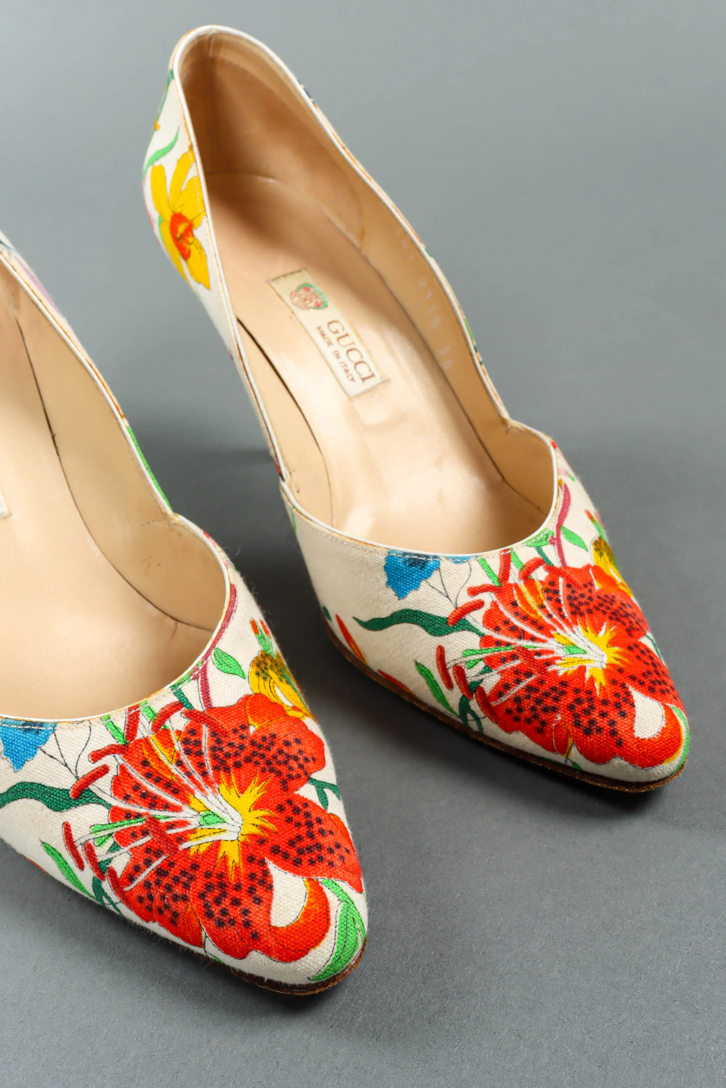 1980s Flora White Heels