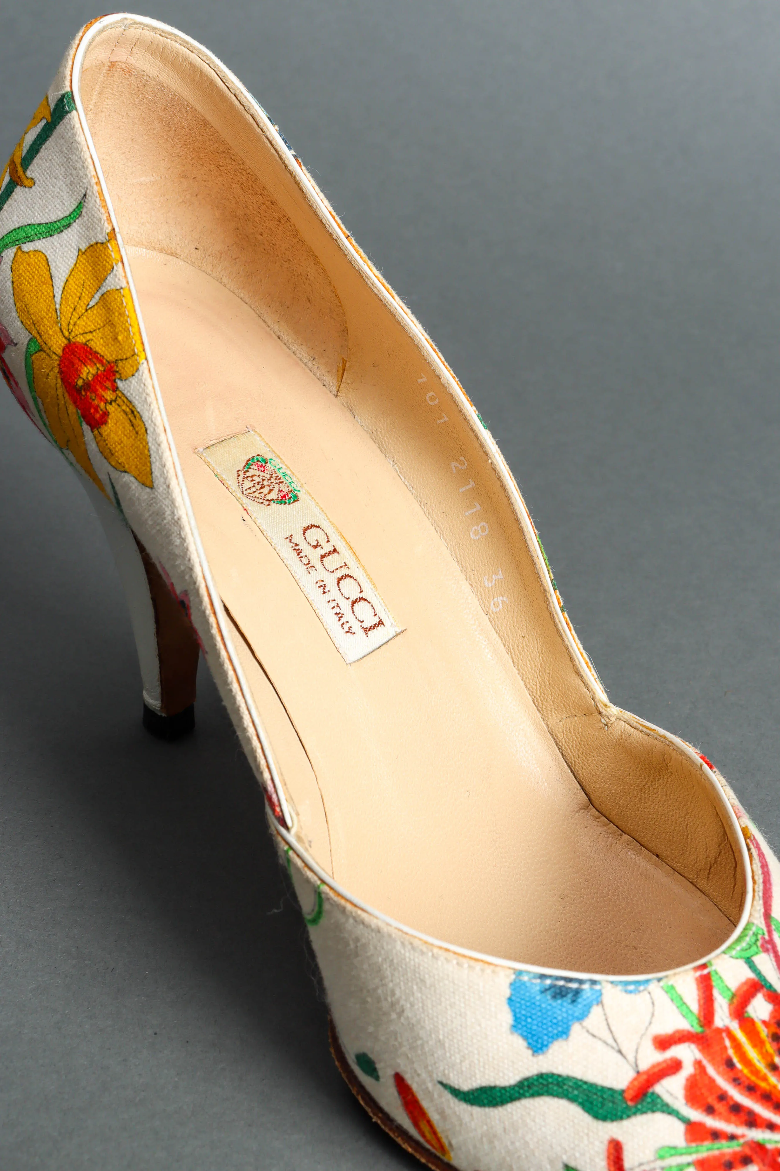 1980s Flora White Heels