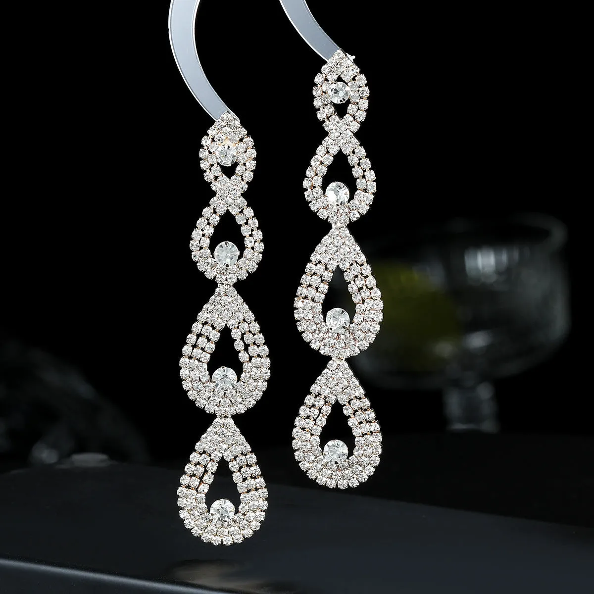 2023Super Flash Claw Chain Exaggerated European and American Earrings Women's Multi-Layer Drop-Shaped Full Diamond Long Earrings Bride Ornament Wholesale