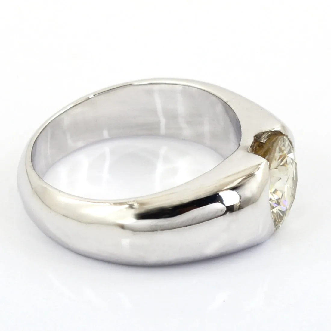 2.10 Ct Vey Elegant Off-White Diamond Solitaire Ring in Bezel Setting, 100% Certified! Great Shine