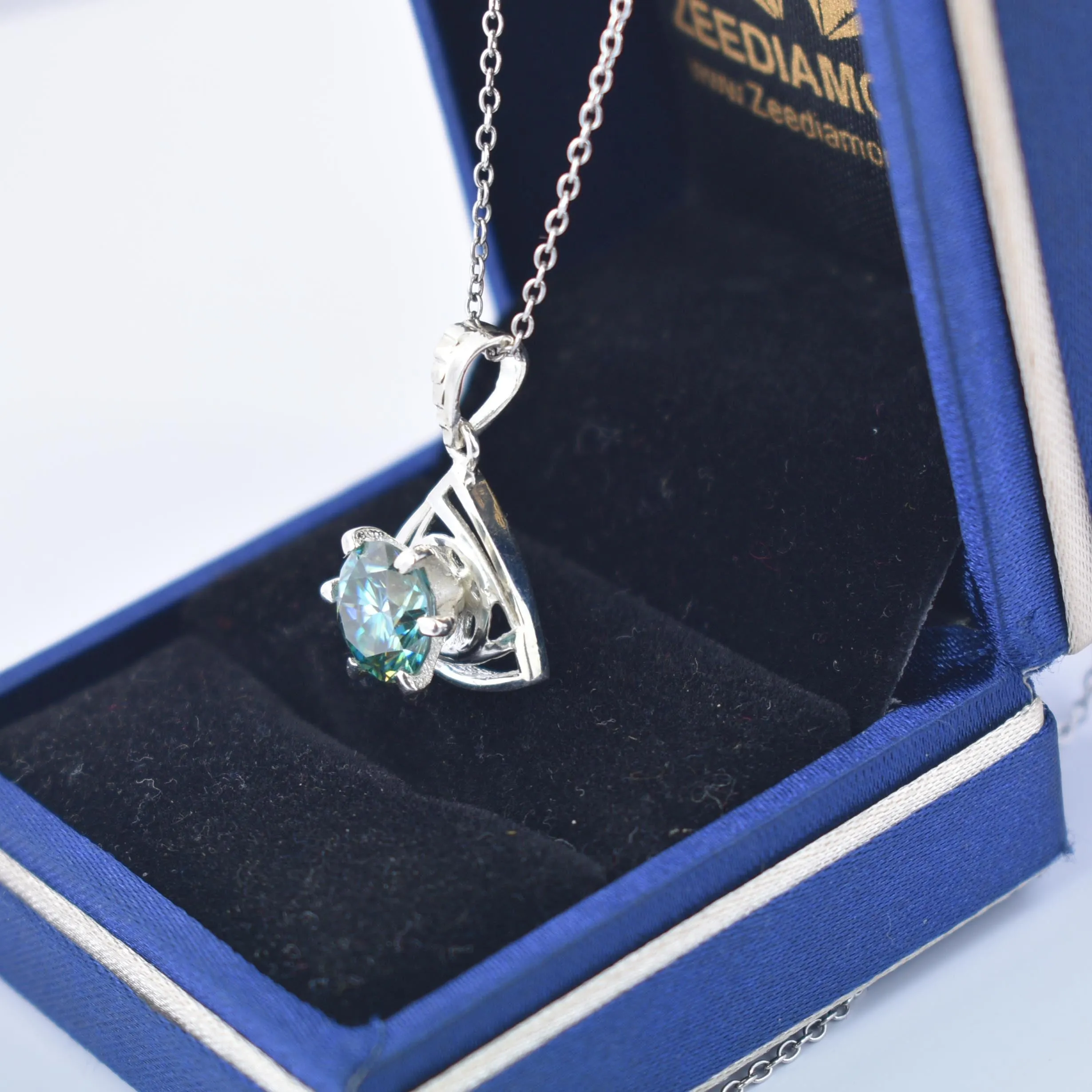 2.50 Carat Certified Vey Elegant Blue Diamond Solitaire Pendant in 925 Silver with Prong Setting, Great Shine & Elegant! Ideal Gift For Wife ,Girlfriend