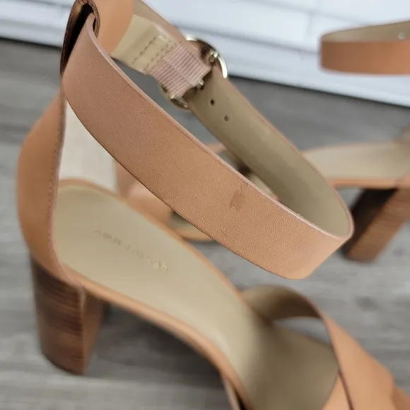 Ann Taylor Liya Block Heel Sandal