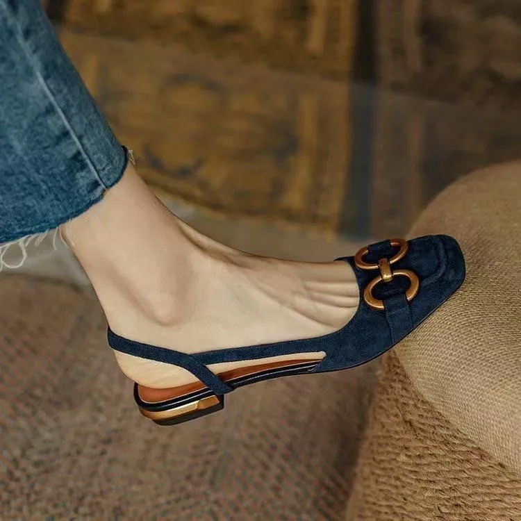 Ariadna® | Elegant suede slingbacks