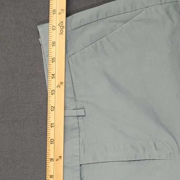 AYR Shorts Women's 10 Blue Cotton Zip Up Flat Front Chino 16915
