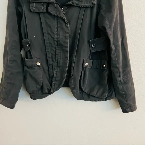 Beulah Women's Army Green Button Front Jacket Size Small