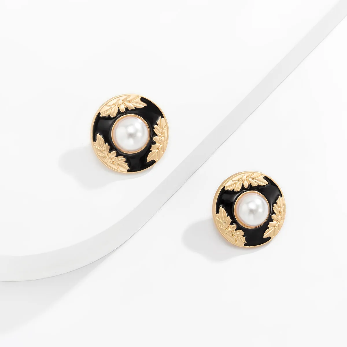 Black Enamel & Pearl Flower Round Stud Earrings
