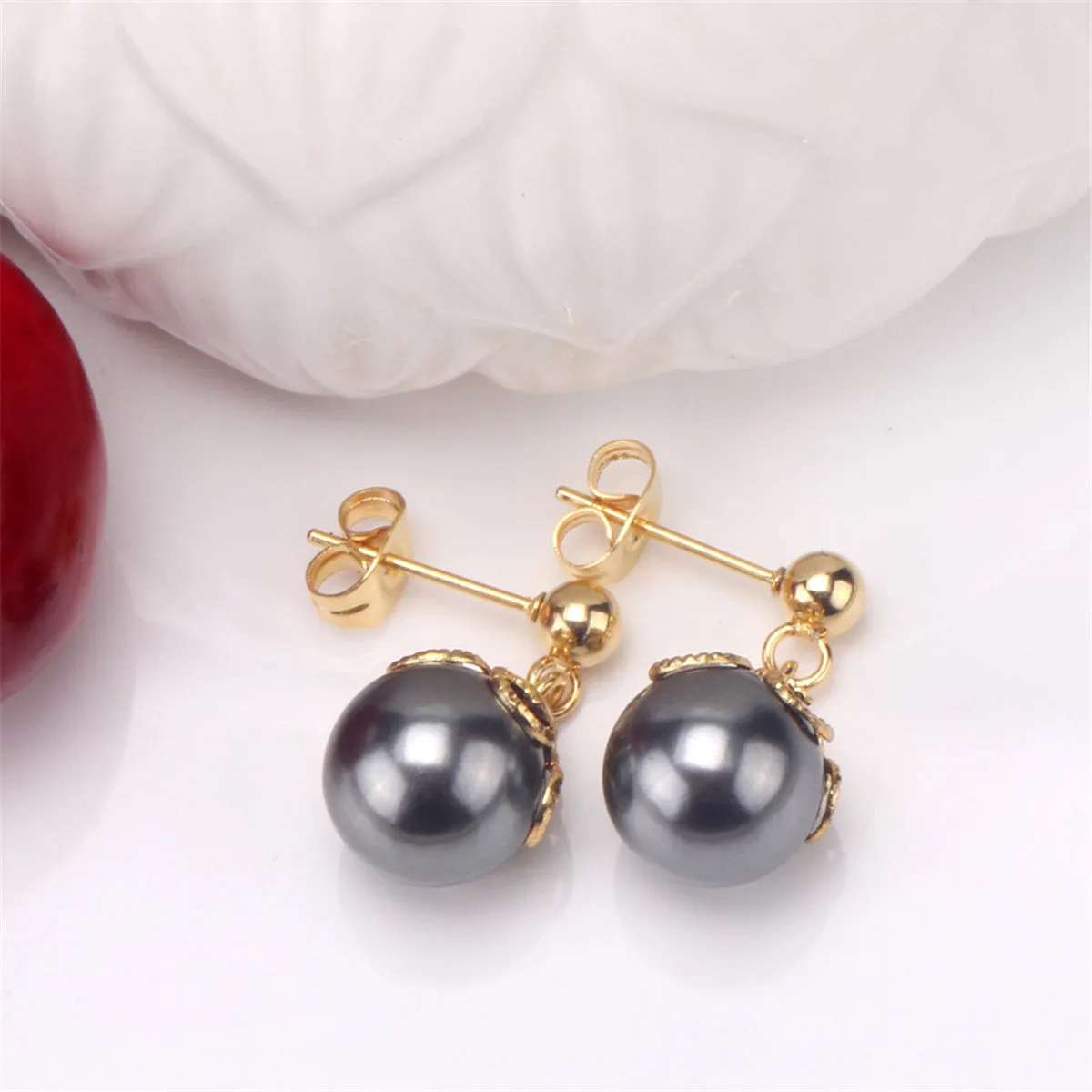 Black Pearl & 18K Gold-Plated Pendant Necklace & Stud Earrings