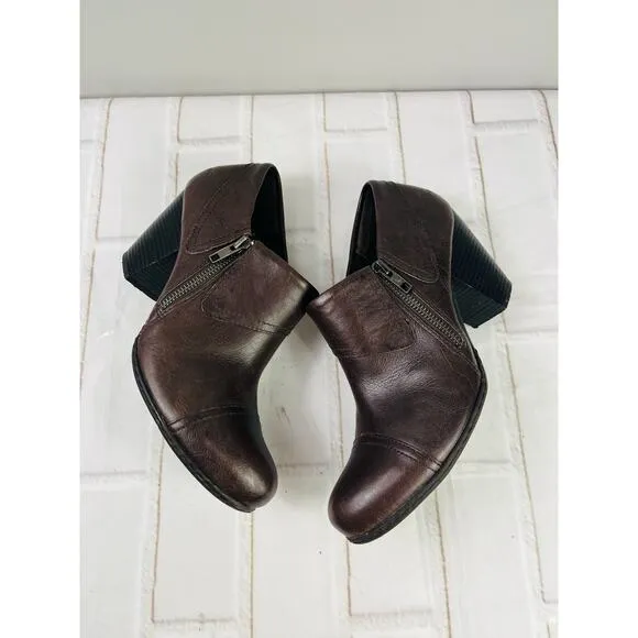 BOC leather chocolate brown booties size 9