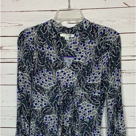 Boden Women's Size 2 R Regular US Gray V Neck Beautiful Casual Career Dress