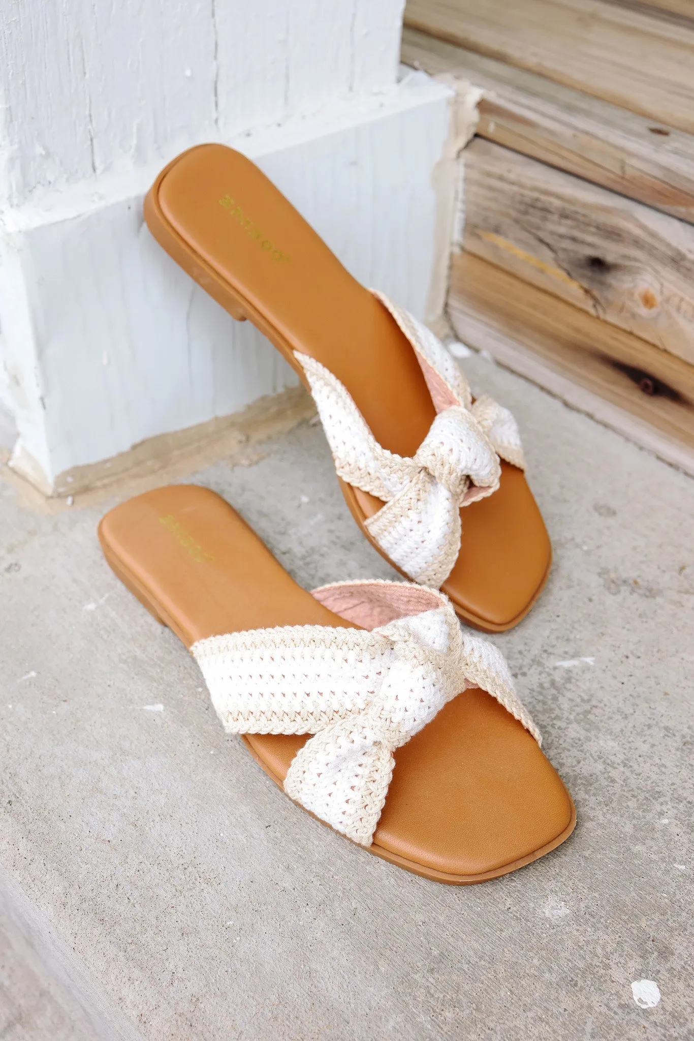 Braided Knot Strap Slide Flat Sandal: Beige