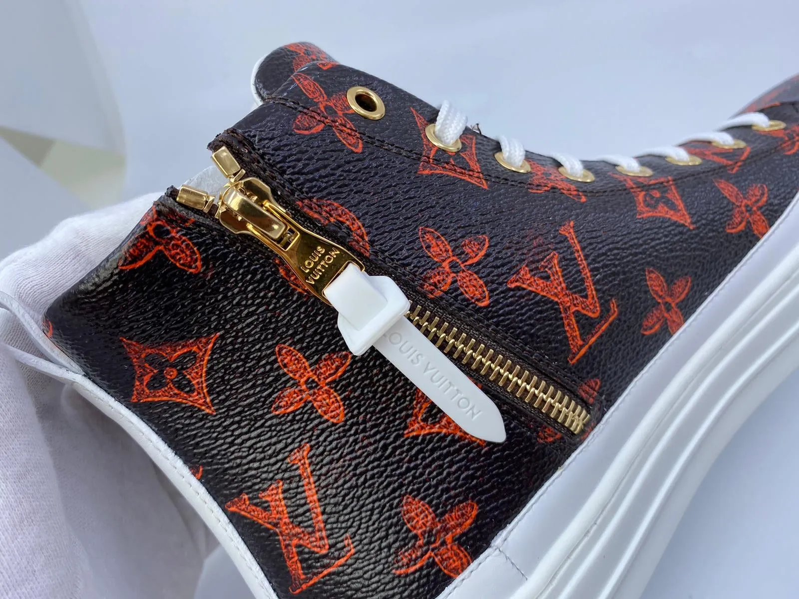 Catogram Stellar Sneaker Boot