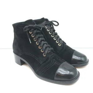 Chanel 18A CC Lace-Up Cap Toe Ankle Boots Black Suede & Patent Leather Size 39