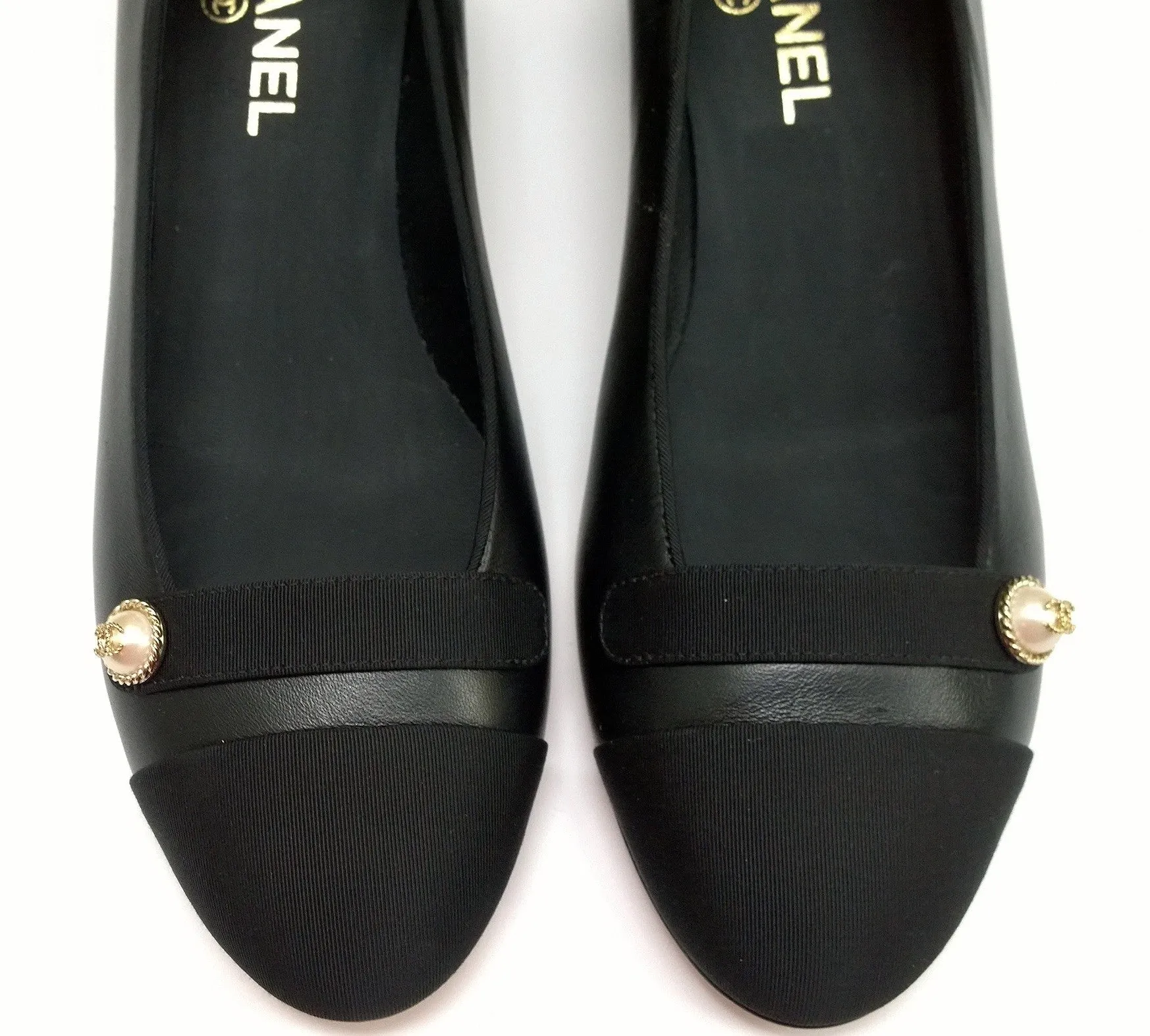 Chanel Black Leather and Grosgrain Block Heel Shoes with CC Pearl Detail