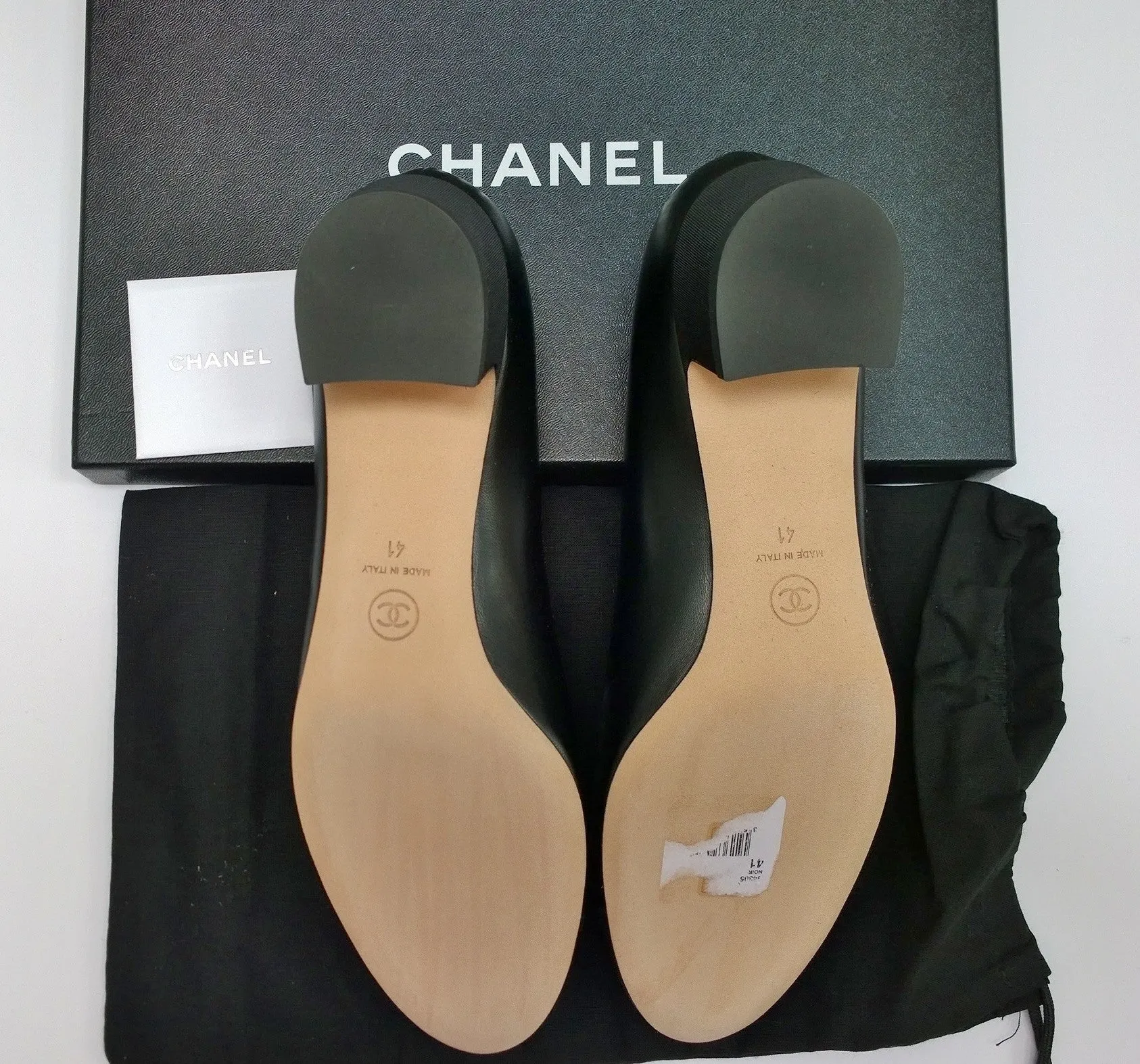 Chanel Black Leather and Grosgrain Block Heel Shoes with CC Pearl Detail