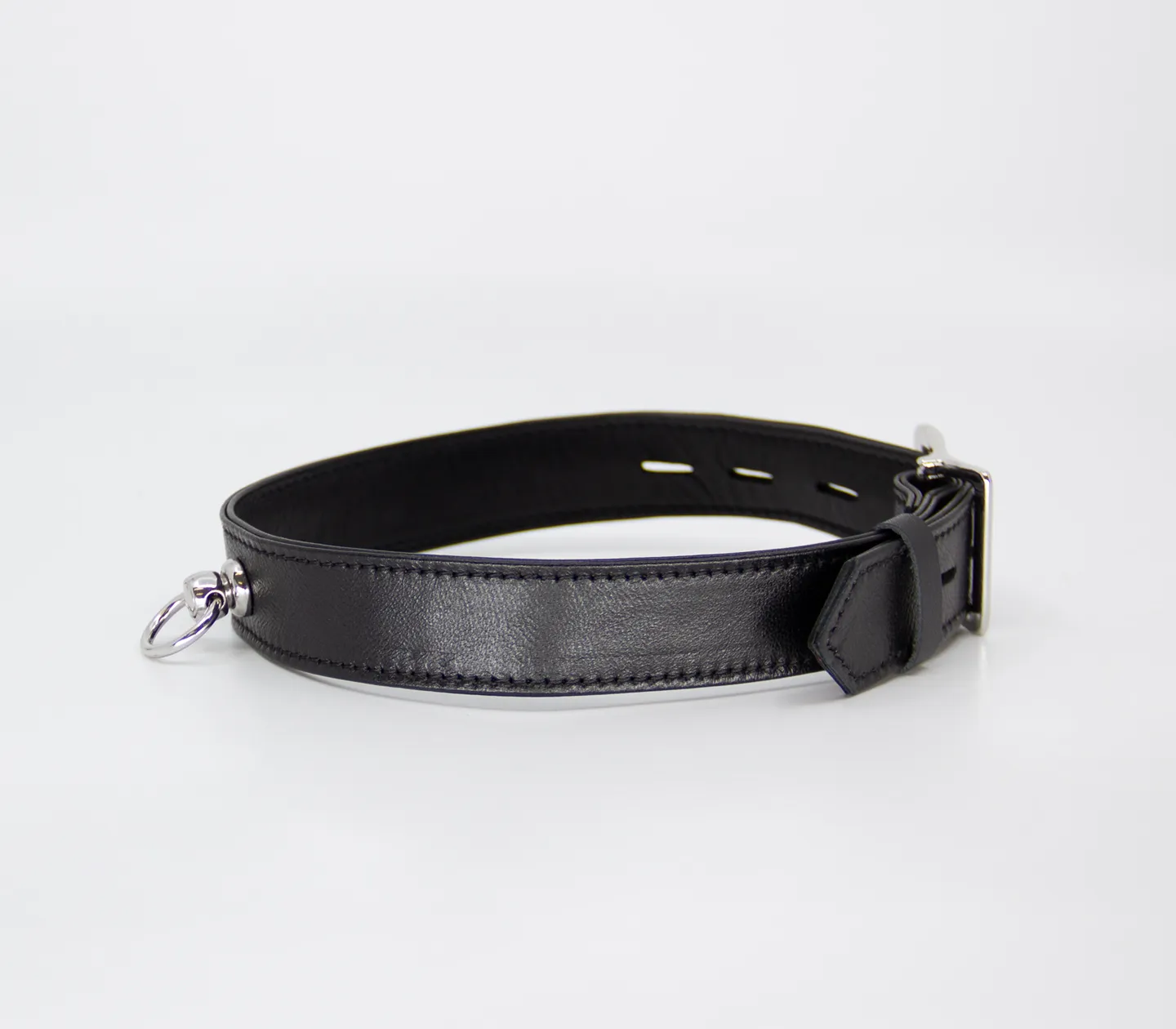 COL011 Lockable Leather Collar
