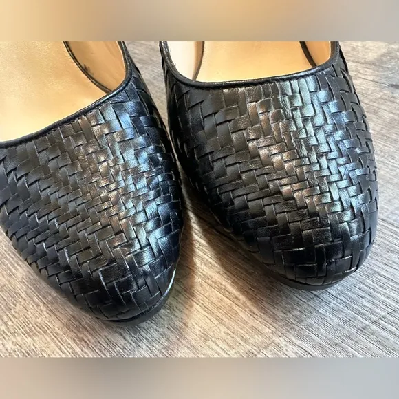 Cole Haan Leather Basket Weave Nike Air Black Heels - Size 9