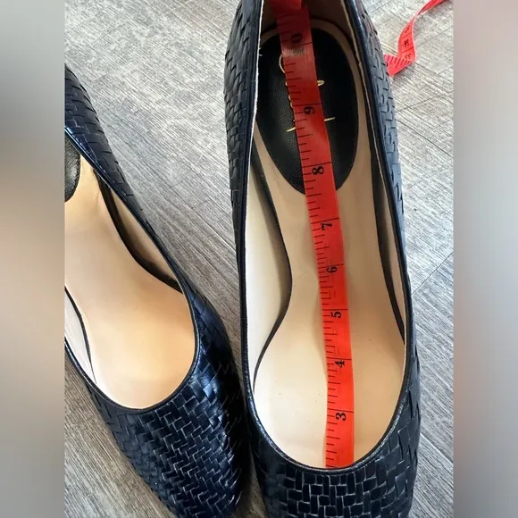Cole Haan Leather Basket Weave Nike Air Black Heels - Size 9