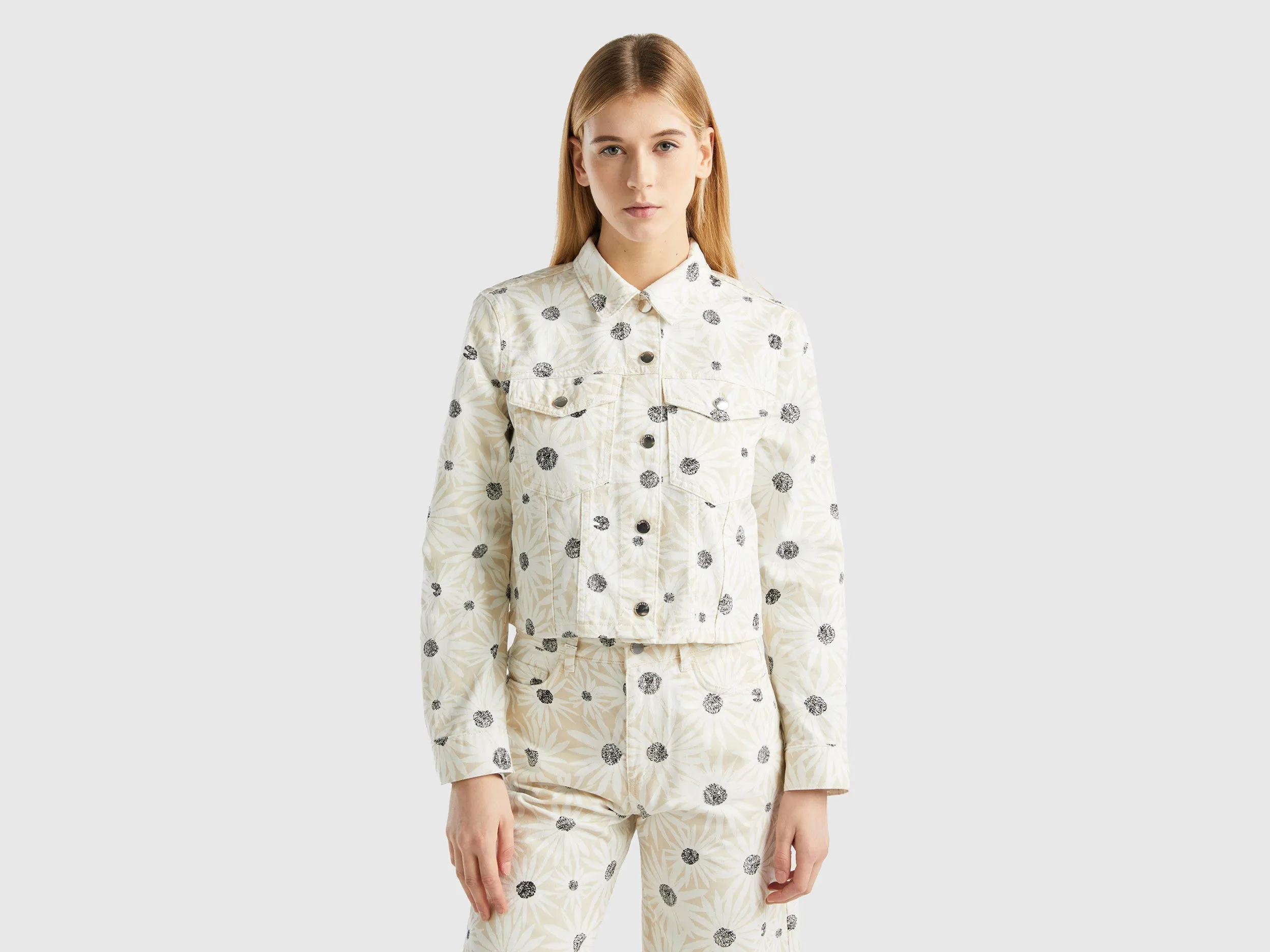Collared Neck Printed Jacket