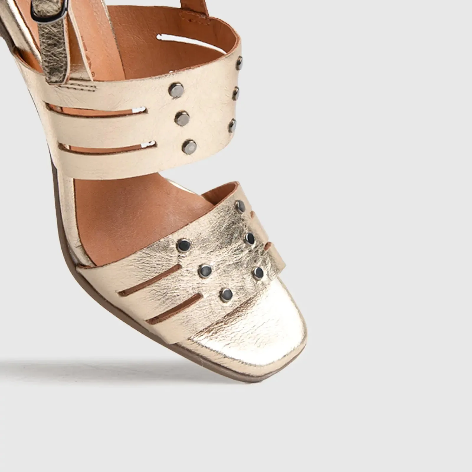 Comfort Block Heel Sandal Gold 7100