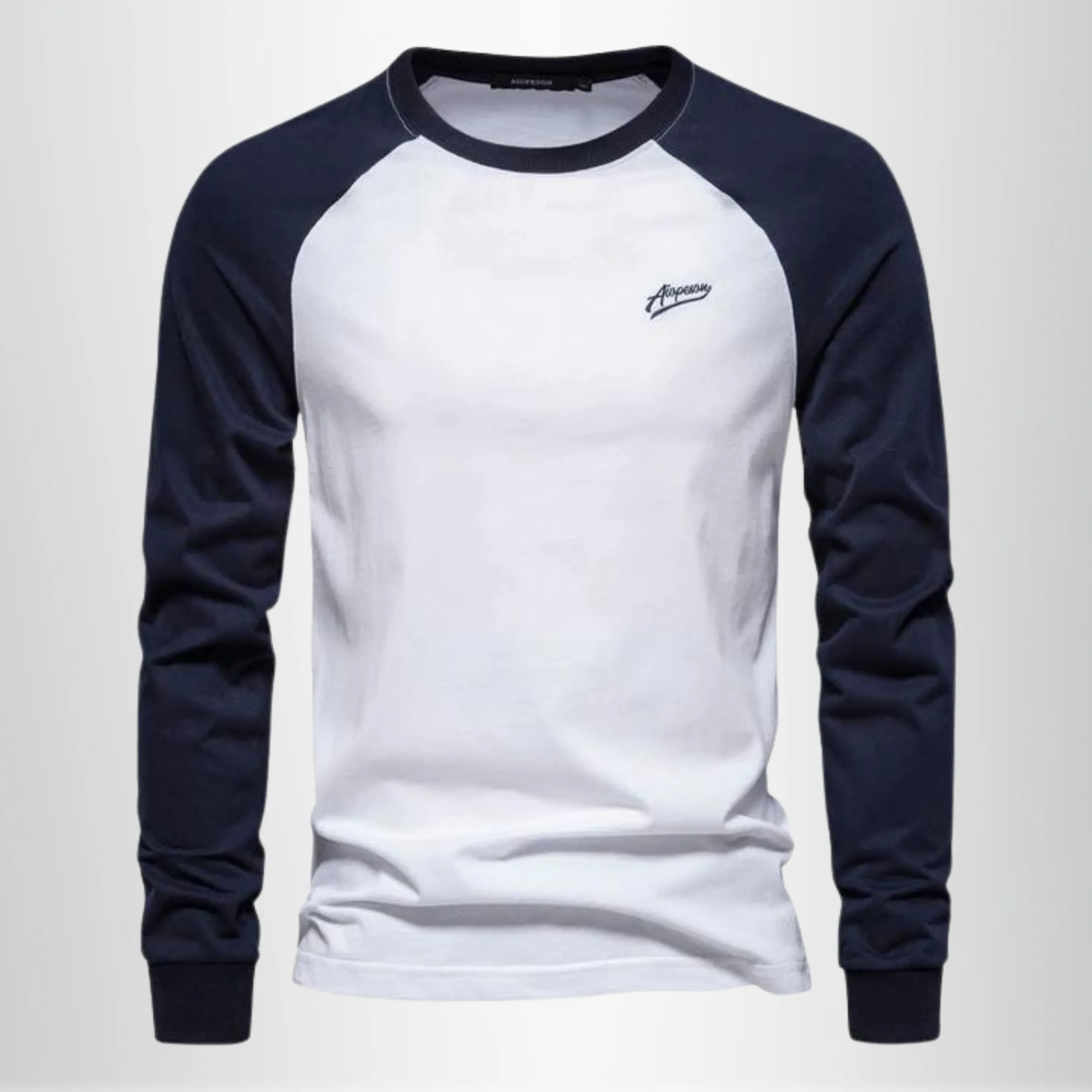 Cozy Shield" Langarm-Pullover mit Rundhalsausschnitt