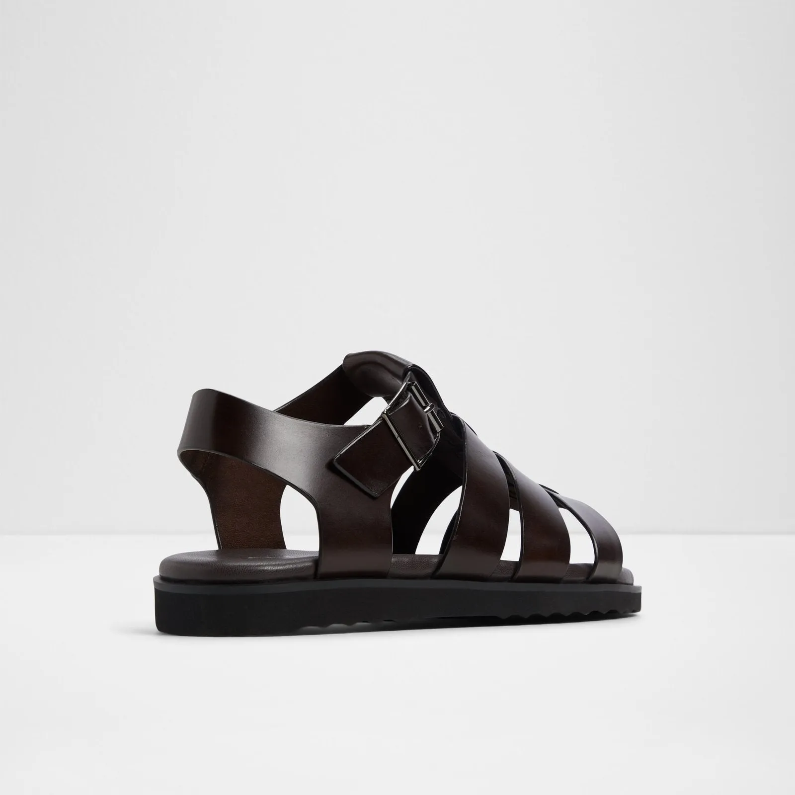 Darby / Flat Sandals