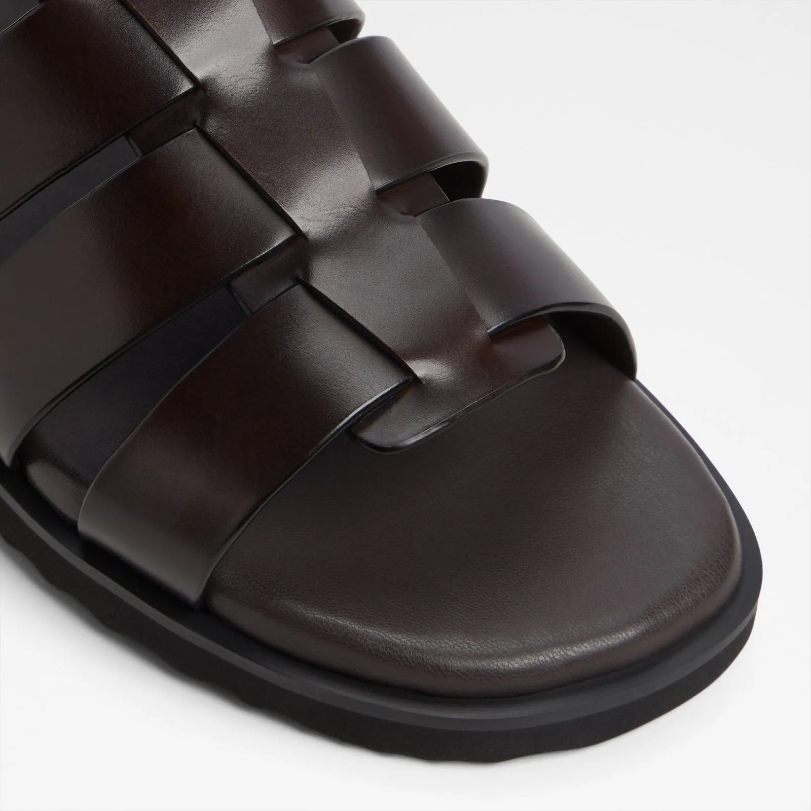Darby / Flat Sandals