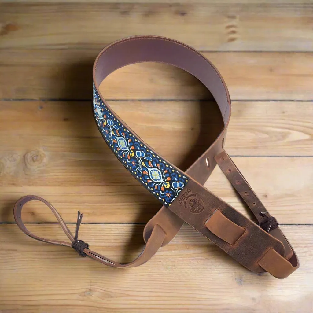 Deering Retro Leather Cradle Banjo Strap