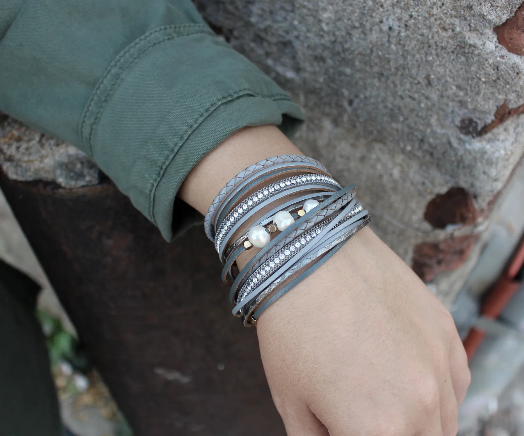 Double Wrap Pearl Sparkly Gray Leather Bracelet