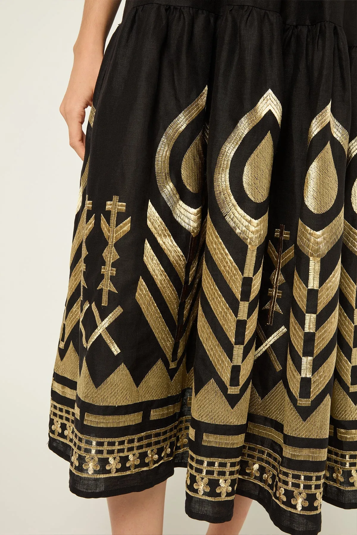 DRESS LONG FEATHER HALTER NECK - BLACK GOLD