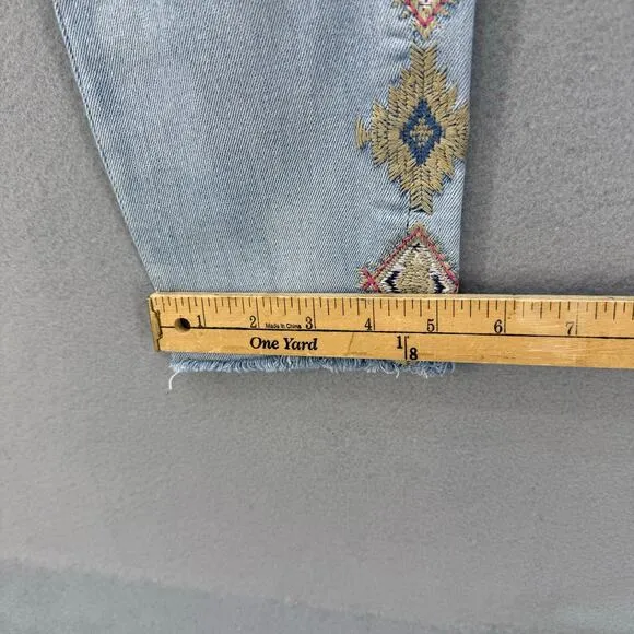 Driftwood Jeans Women's 27x28 (4) Light Blue Jackie High Rise Embroidery Western
