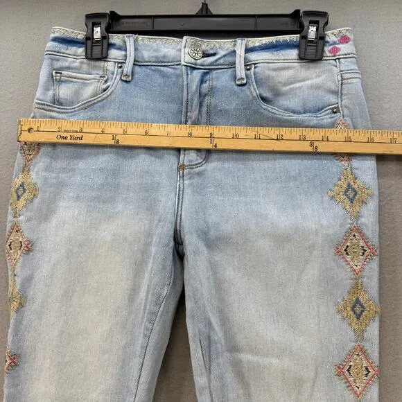 Driftwood Jeans Women's 27x28 (4) Light Blue Jackie High Rise Embroidery Western