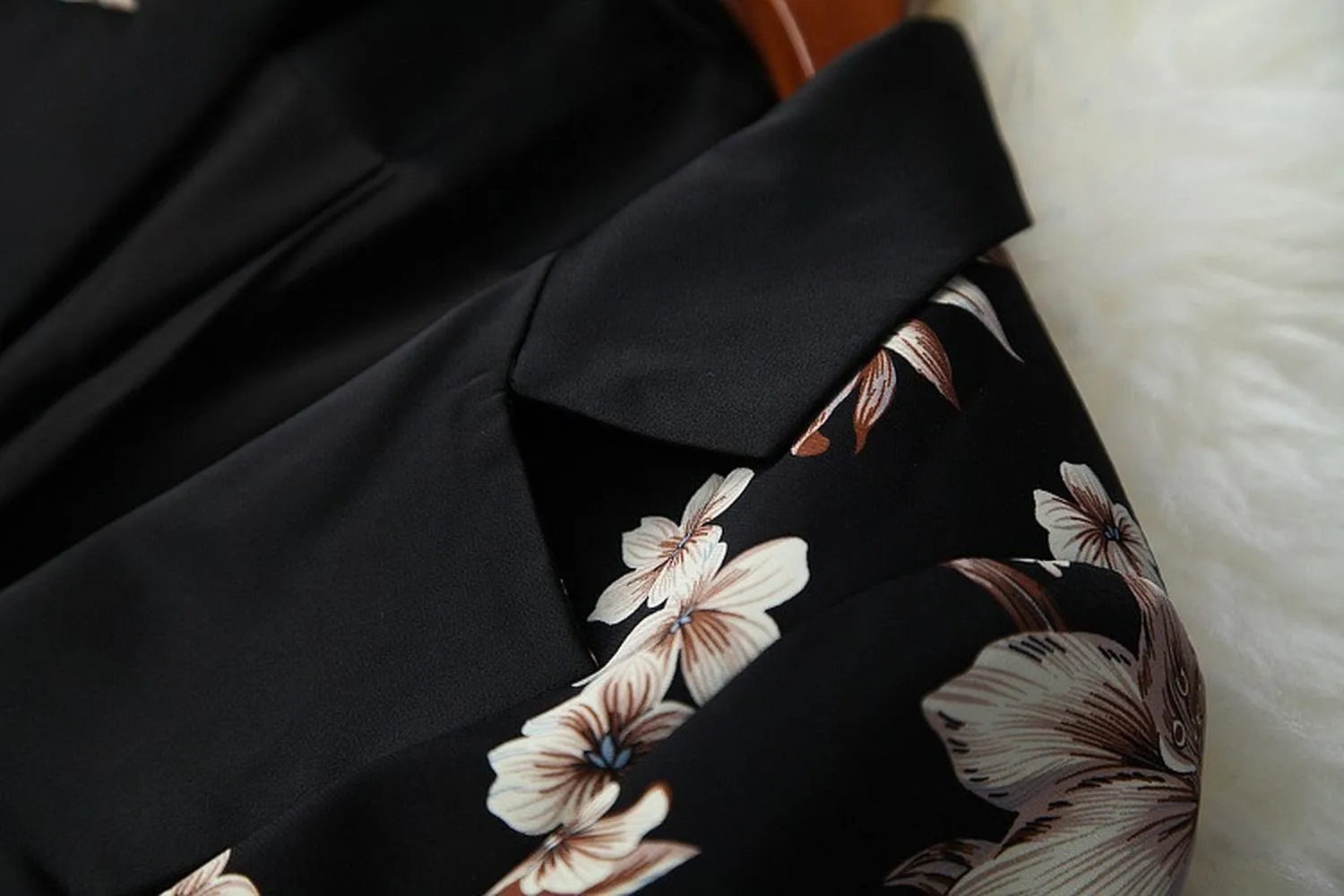 Elegant Printing Single Button Elastic Waist Suit Mini Pleated Skirt Two-piece Set