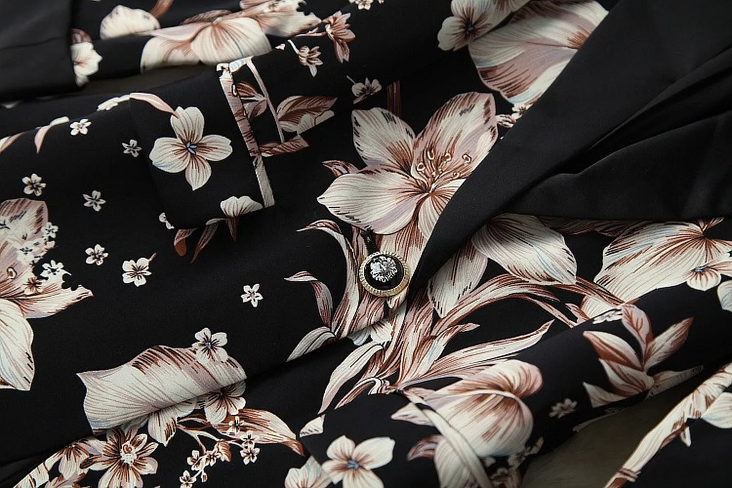 Elegant Printing Single Button Elastic Waist Suit Mini Pleated Skirt Two-piece Set