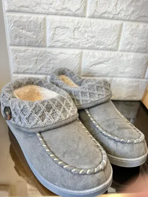 Everfoams Women's Micro Suede Memory Foam House Slippers with Woolen Knit Collar Size 10, Retails $65 
