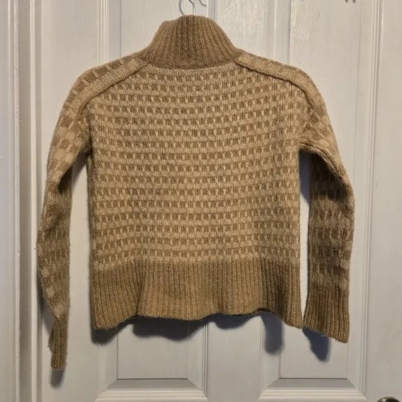 Everlane Cloud Checkered Turtleneck Women's Side S Color Cream/Light Brown