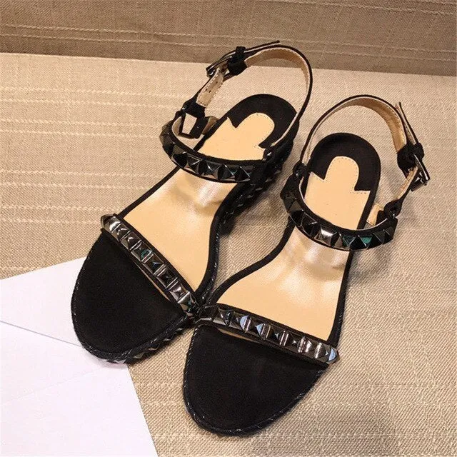 Genuine Leather Women's Sandals Luxury Brand Designer Fashion Soft Light Rivet Sweet Women's Shoes Multi-coloured Ladies Shoes