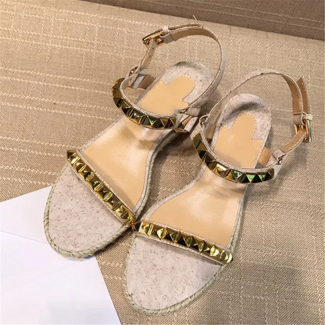 Genuine Leather Women's Sandals Luxury Brand Designer Fashion Soft Light Rivet Sweet Women's Shoes Multi-coloured Ladies Shoes