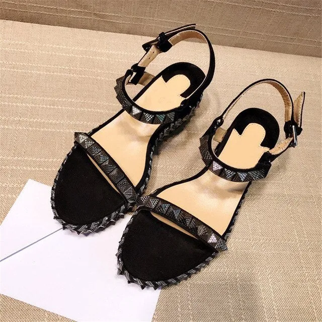 Genuine Leather Women's Sandals Luxury Brand Designer Fashion Soft Light Rivet Sweet Women's Shoes Multi-coloured Ladies Shoes