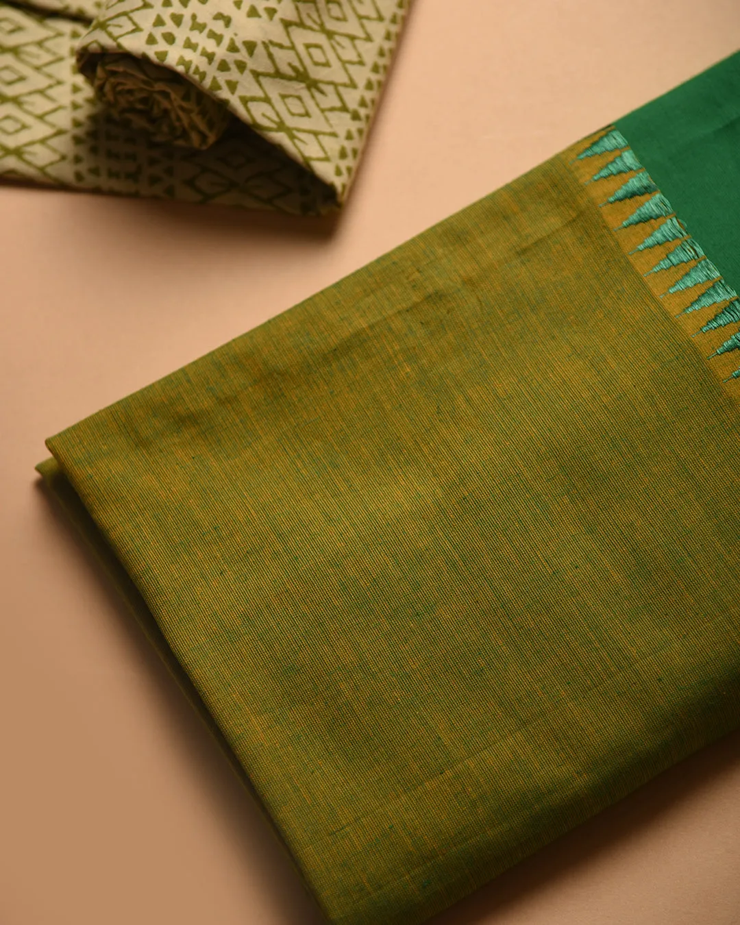 Green Mercerised Cotton Handloom Unstitched Suit Fabric Set With Kota Silk Block Printed Dupatta
