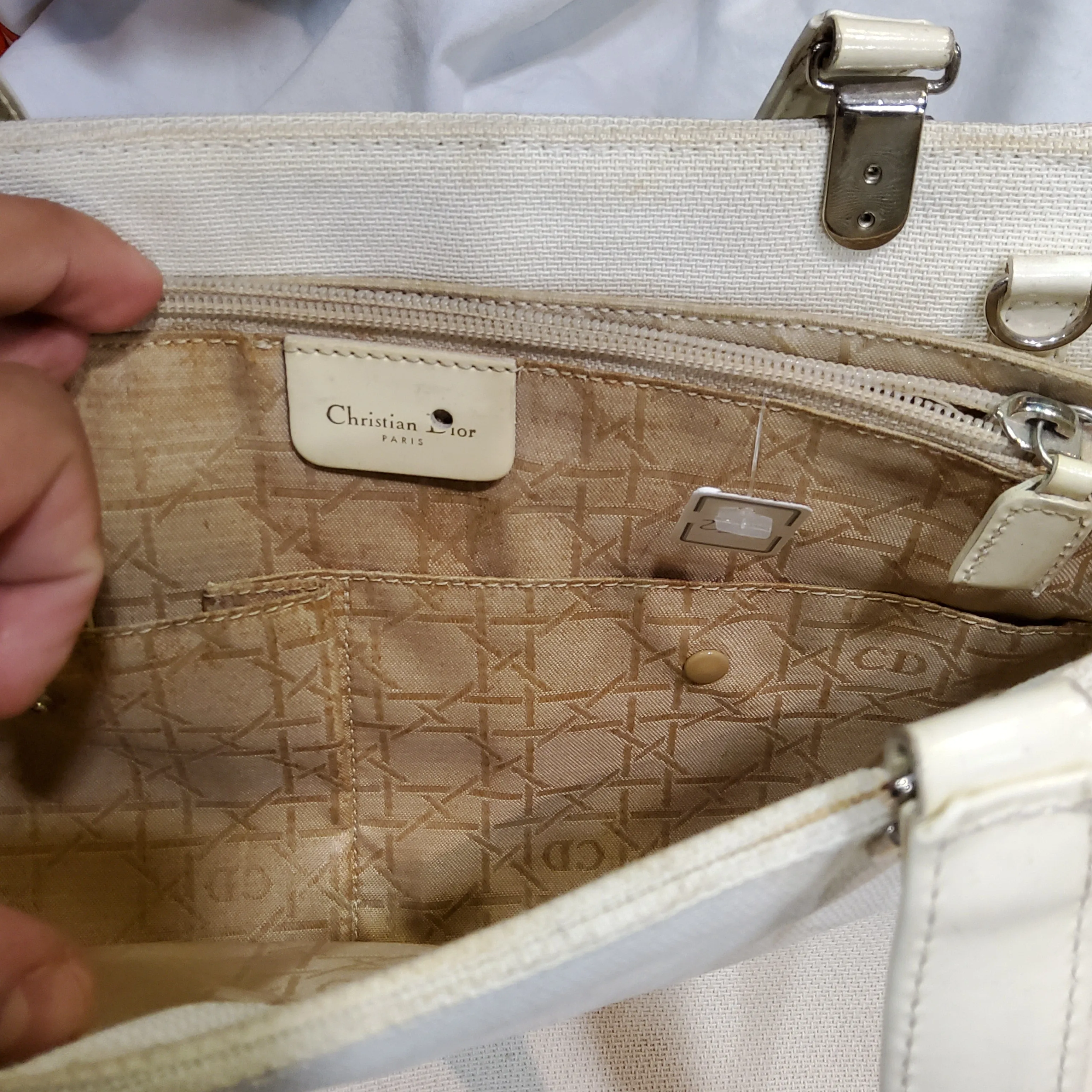 Handbag