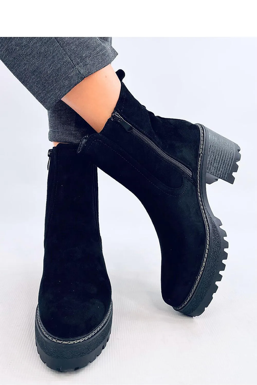 Heel boots