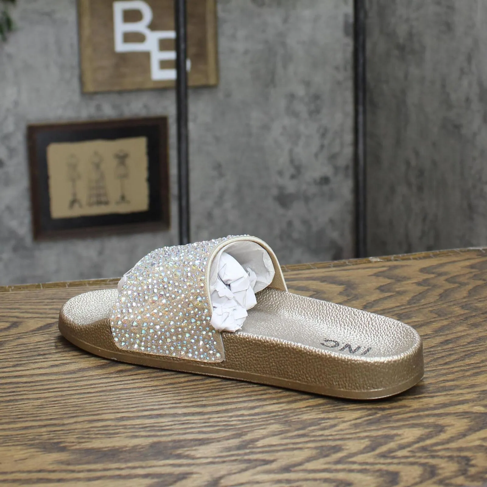 I.n.c. International Concepts Women's Peymin Pool Slides Champagne Brown 8M