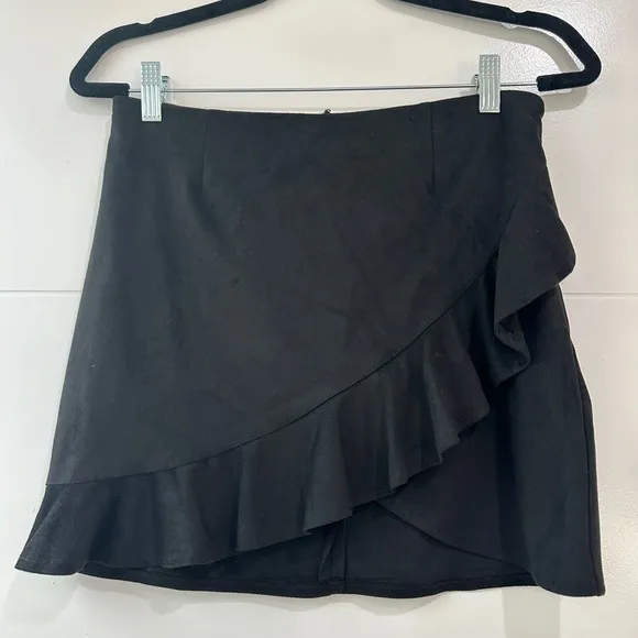 Jack By BB Dakota By Steve Madden Black Faux Suede Ruffle Skirt Versatile Chic 2