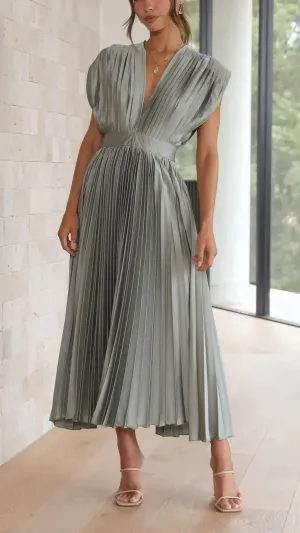 Krystel® | Classic and stylish   dress