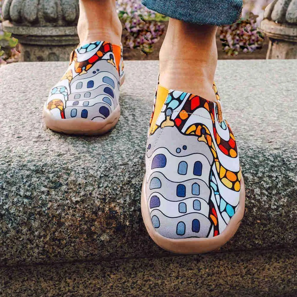 LA PEDRERA Women Canvas Art Painted Shoes