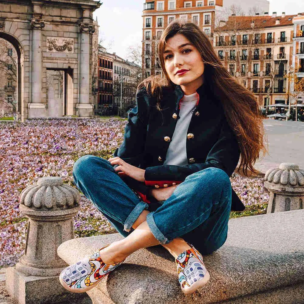 LA PEDRERA Women Canvas Art Painted Shoes
