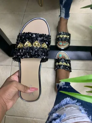 Ladies Rhinestone Heart Sandals - Black