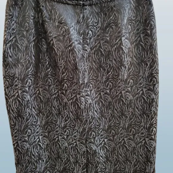 Le Suit Women's 14 Silver Gray &amp; Black Metallic Skirt Suit NWOT